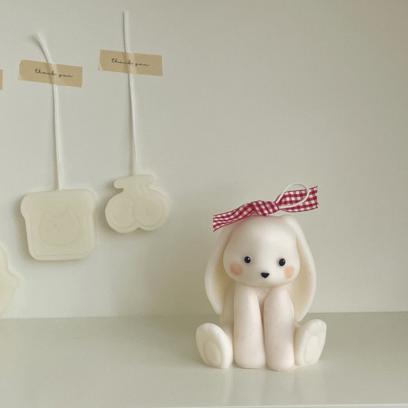 Sitting Rabbit Silicone Candle - Candle Making Activity recension och pris